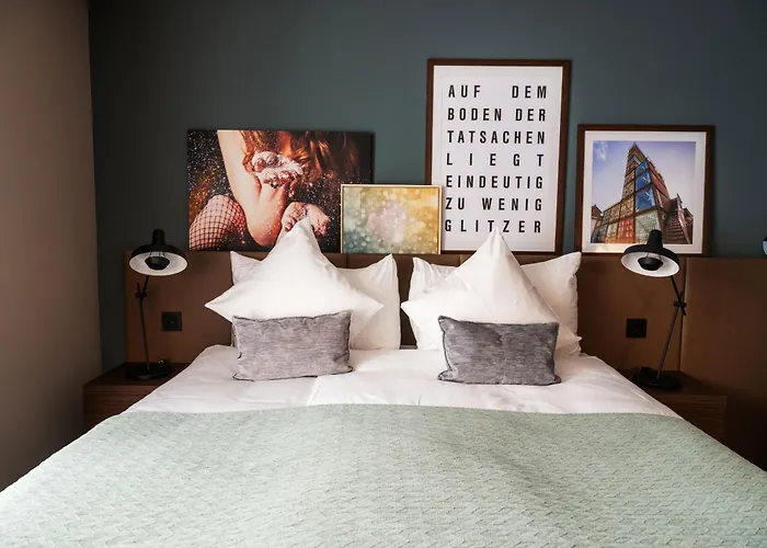 Acasa Suites